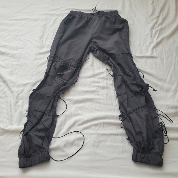 PrettyLittleThing Women Gray Shell Bralet Sweatpants Set Size 8 Babydoll Utility - Picture 7 of 13